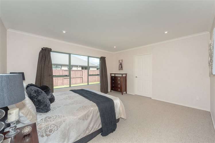 13 Westminster Place Rototuna North_11