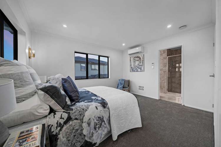 6 Springside Drive Flat Bush_17