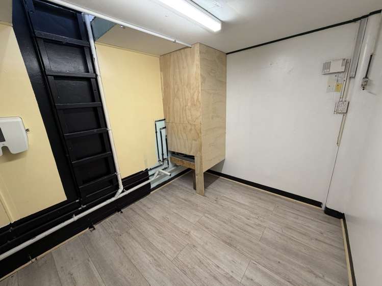 Unit 3/56 - 60 Hurstmere Road Takapuna_5