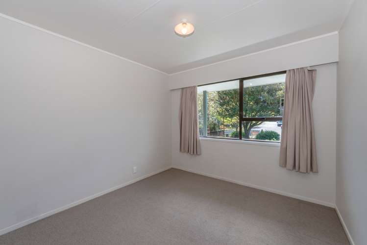 11 Frost Place Pukete_7