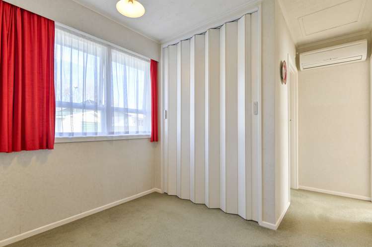 707 Collinge Road Mayfair_12