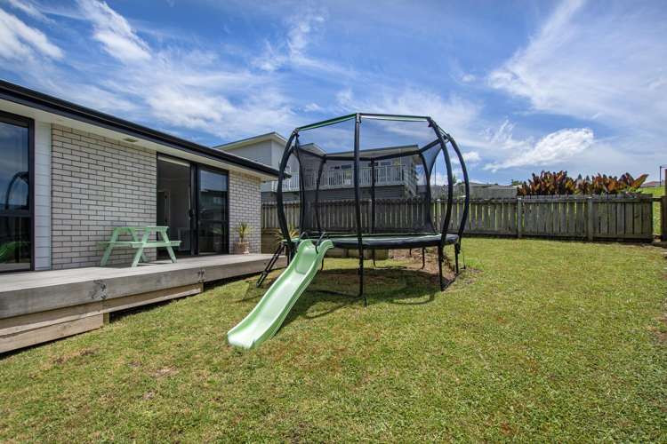 62 Pebble Beach Boulevard Te Kamo_19