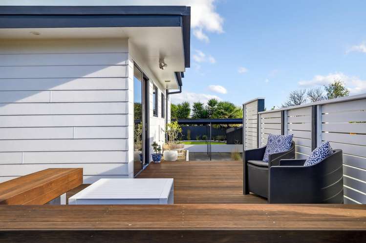 20 Root Street Gisborne_19