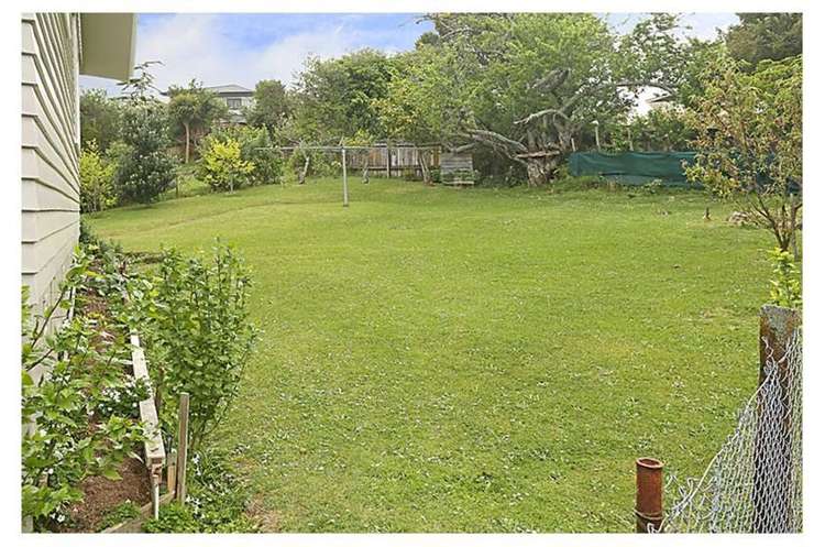 98 Vodanovich Road Te Atatu South_5