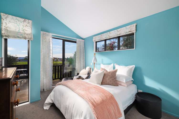 2/23 Main Road Redcliffs_10