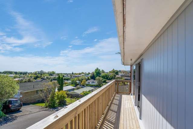 Fresh, Modern & Move In Ready!