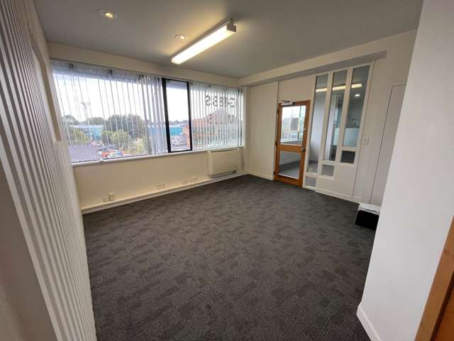 Unit D/26 Aviemore Drive Highland Park_1