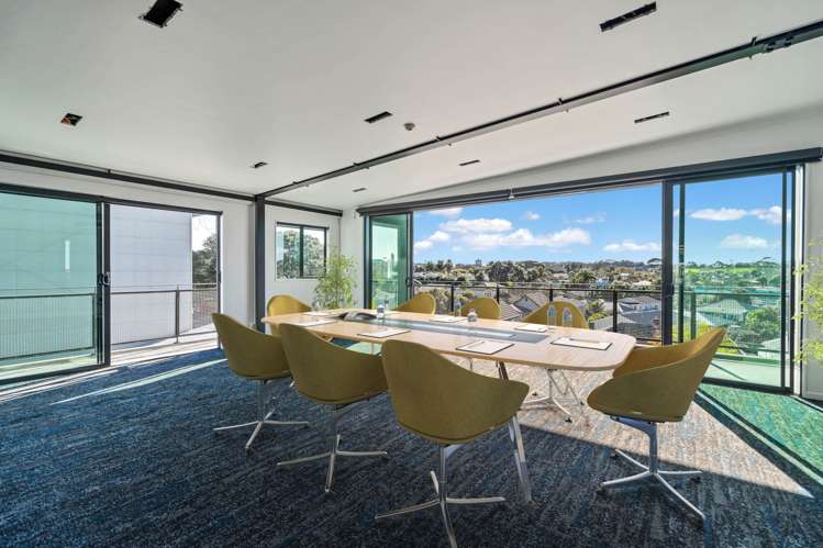 49B Main Highway Ellerslie_13