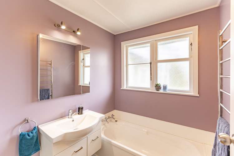 116 Station Road Takapau_16