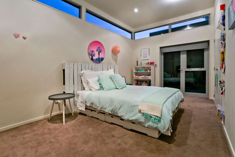 109 Beach Road Castor Bay_15