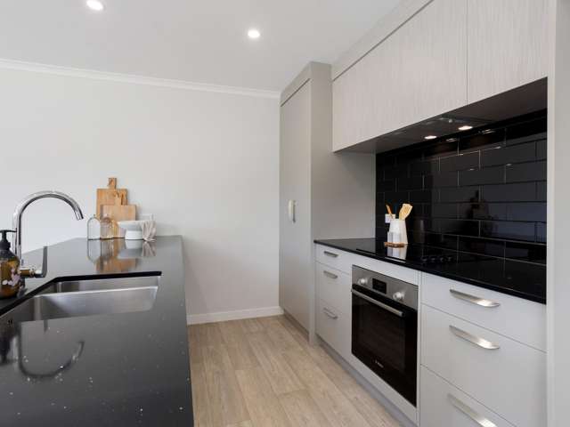 6/18 Mahoe Street Melville_4