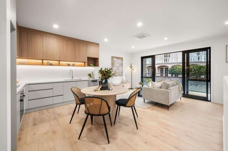 3/143 Clarence Street_1
