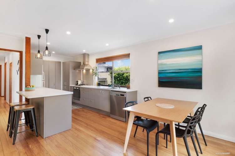 29 Flaxdale Street Birkdale_3