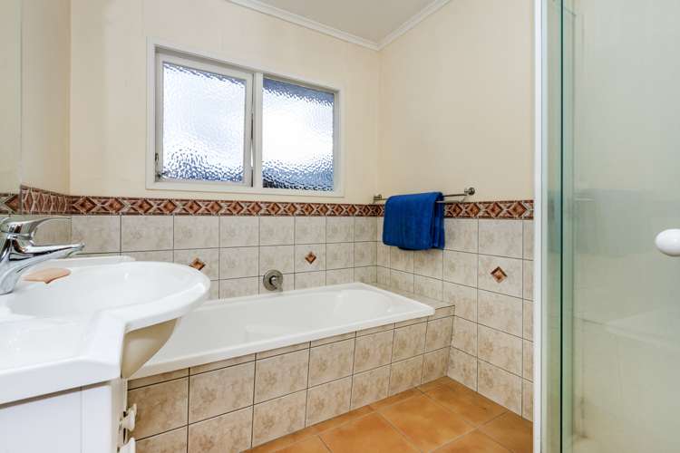 26 Awaruku Road Torbay_19