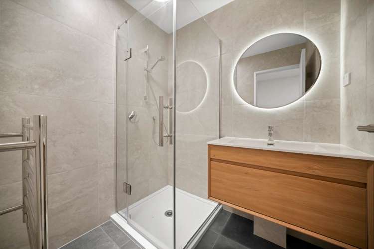 5/11 Seaview Road Glenfield_18