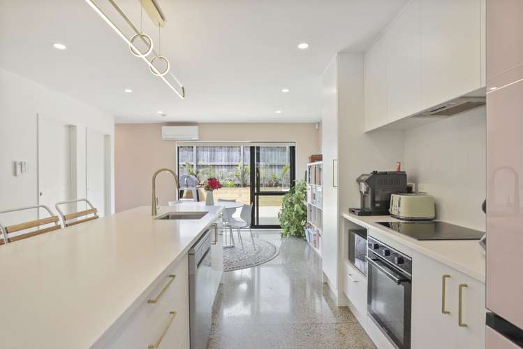 80E Woodglen Road Glen Eden_18