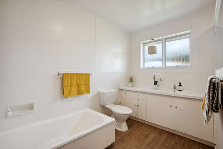 11 Matai Street Waikanae_12