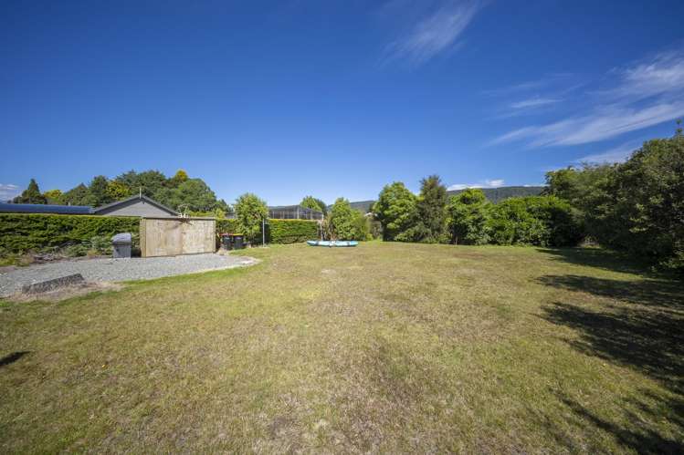 36 Home Street Manapouri_20