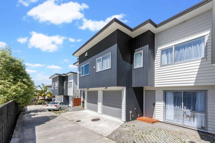 4035C Great North Road Glen Eden_11