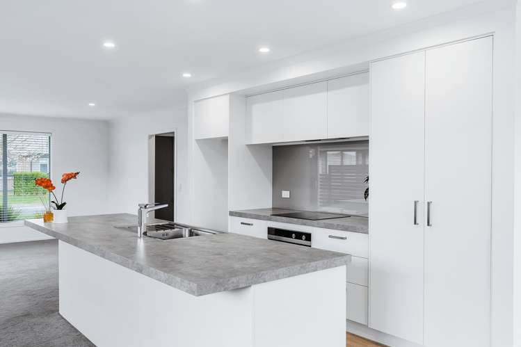 28 Bastille Court Rangatira Park_7