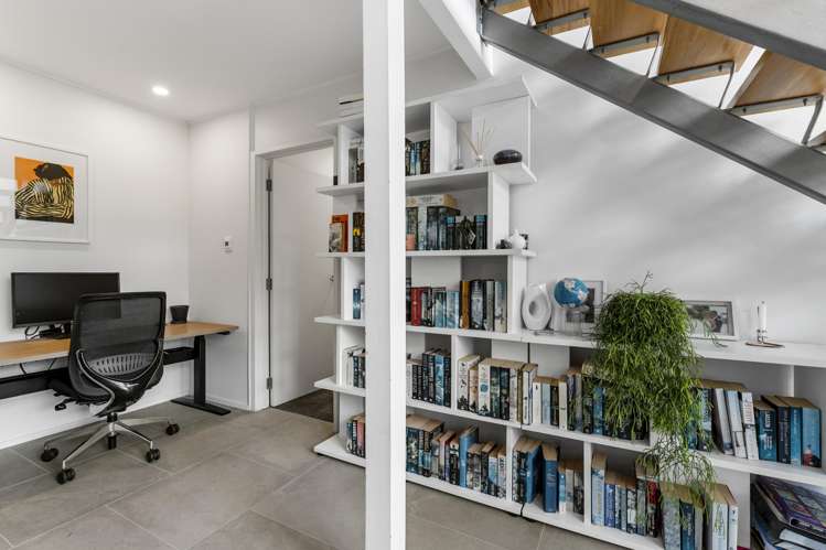 92 Parr Terrace Castor Bay_13