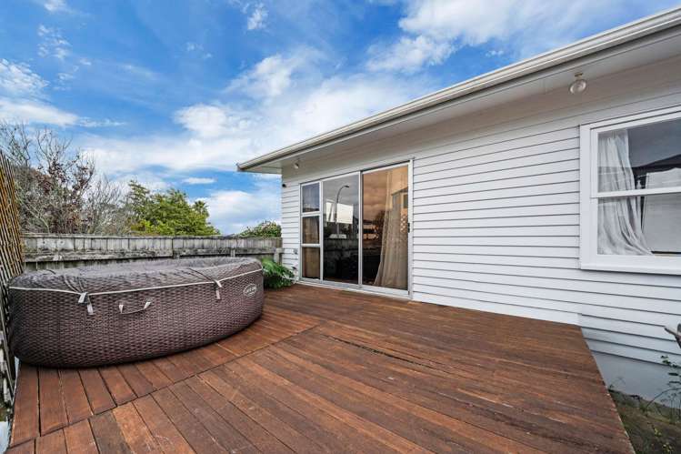 8 Malvina Place Bucklands Beach_7