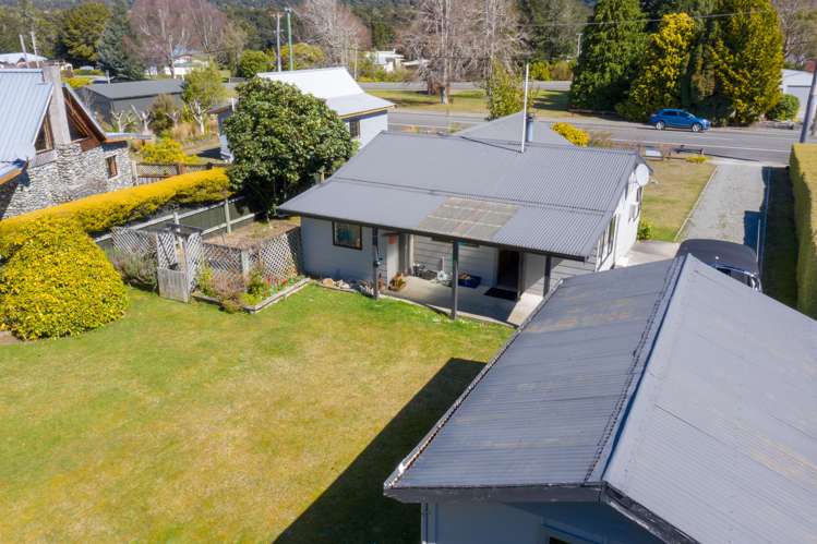 39 Home Street Manapouri_16