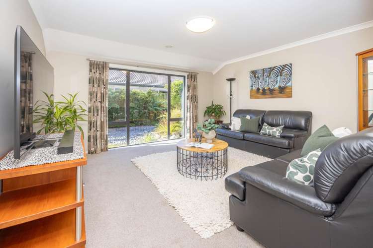 72 Barrington Drive Huntington_6