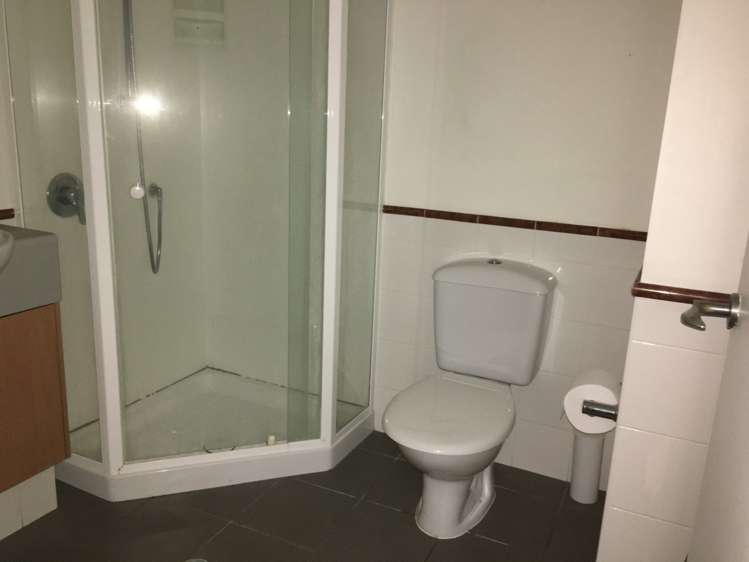 7c/2 Eden Crescent Auckland Central_6