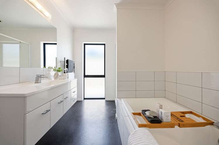 33 Aquila Crescent Rototuna North_22