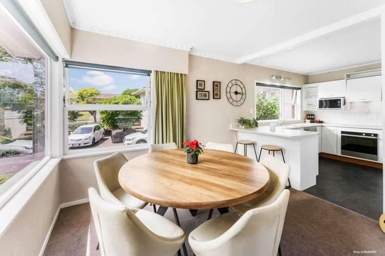 1/59 Glenmore Road Sunnyhills_13
