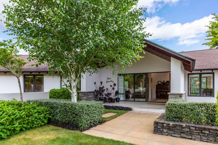 128 Ferndale Way Rangatira Park_12