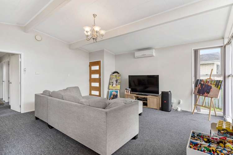 9 Serrano Place Clover Park_7