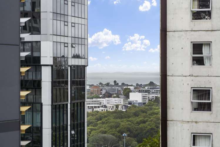 9B/3 Whitaker Place Auckland Central_13