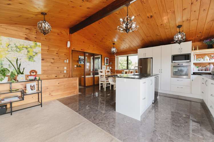 107 Becroft Drive Forrest Hill_2