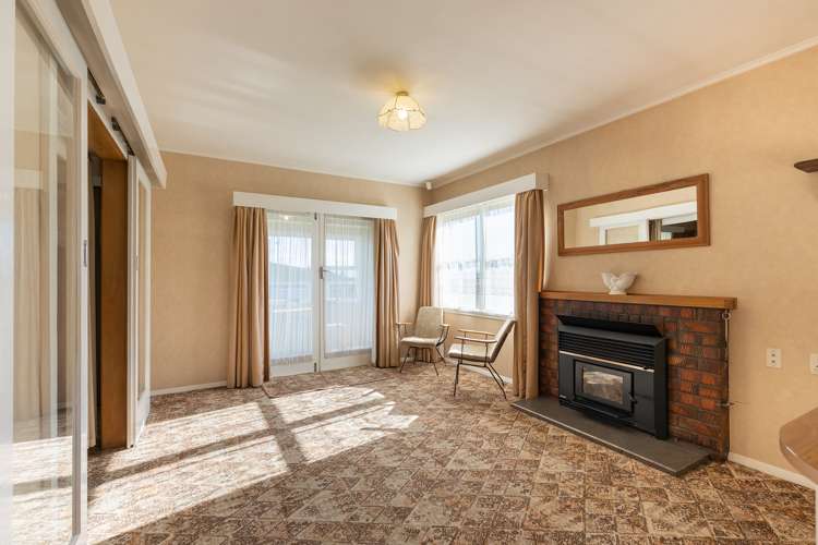 25 Maitland Avenue Stoke_3