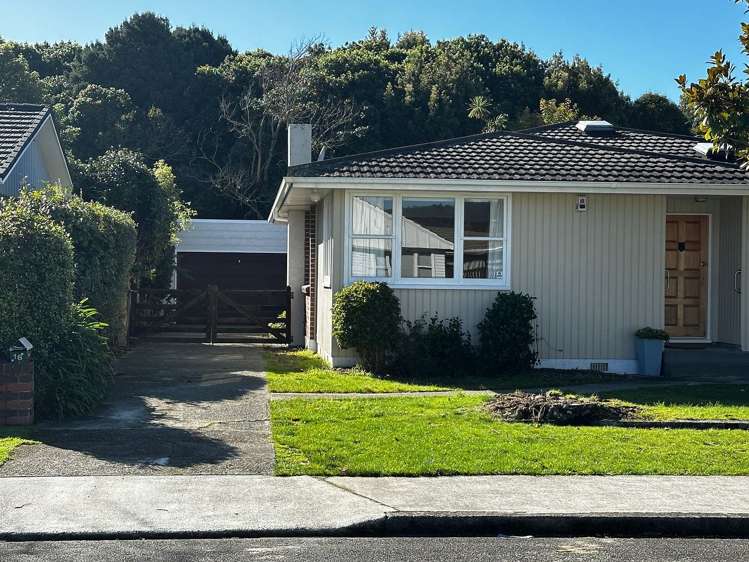 18 Whirinaki Crescent Heretaunga_1