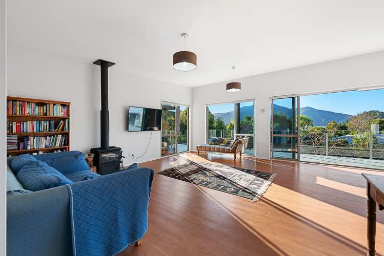 6 Phillips Road Anakiwa and Surrounds_4