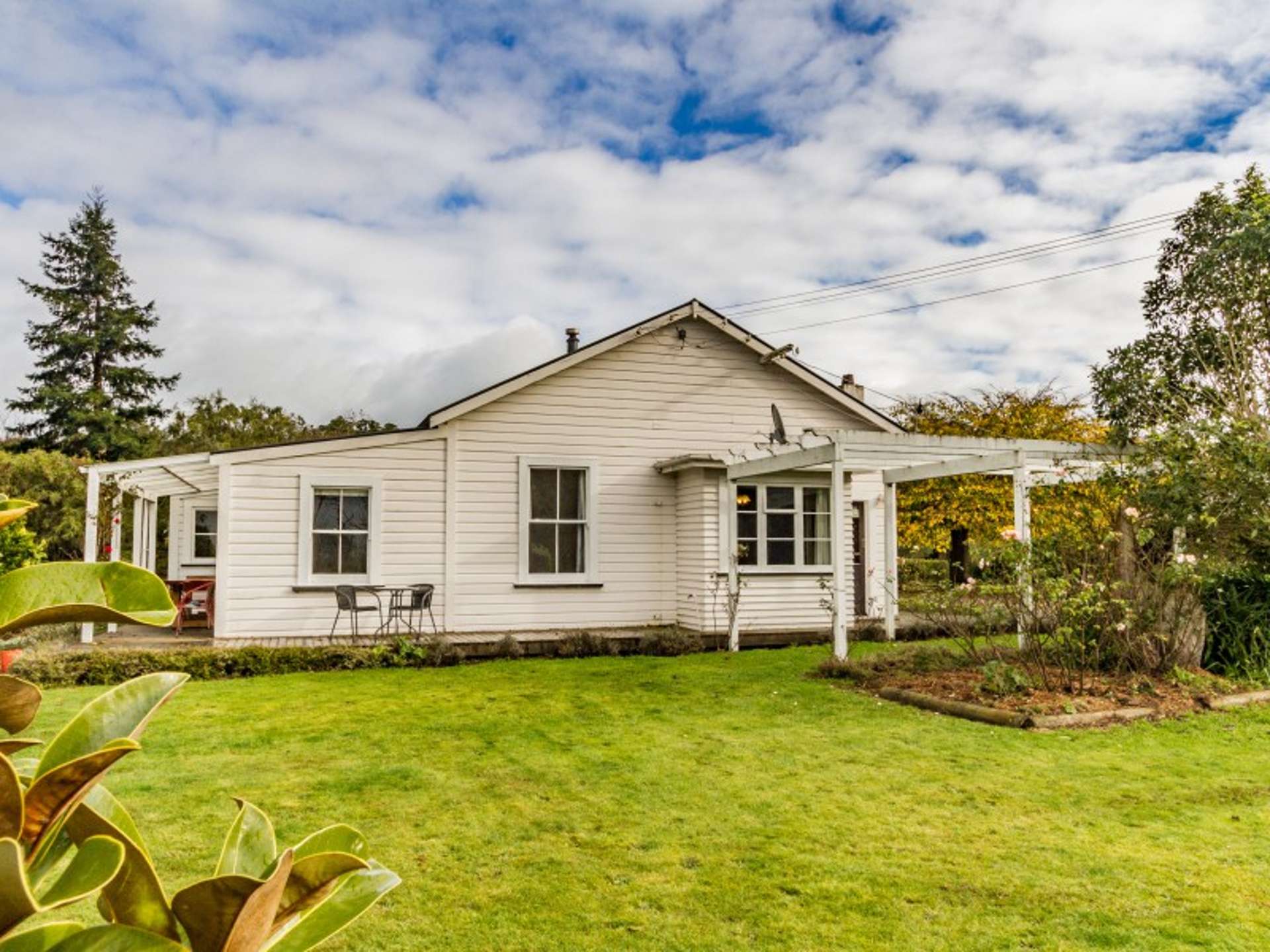 288 Cornwall Road Carterton_0