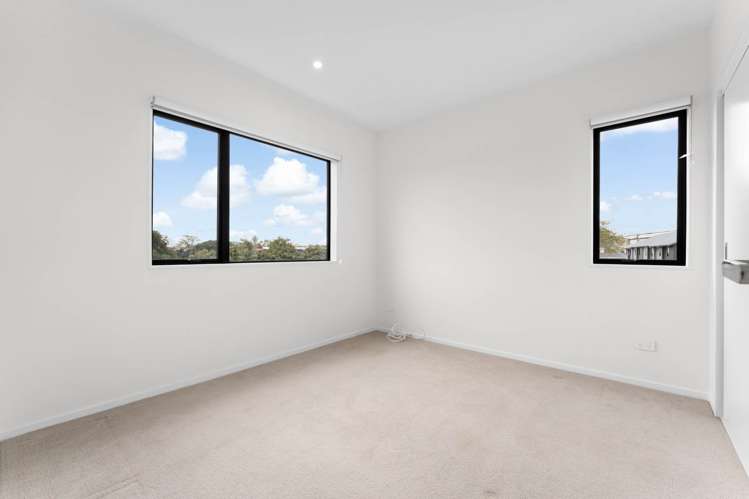 31 Eileen Newey Place Henderson_10