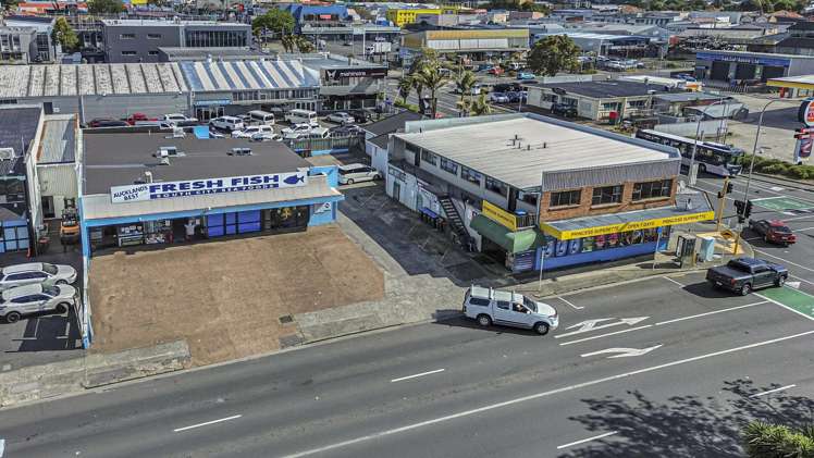 24 & 26 Atkinson Av 23 Princes Street East, Otahuhu_11