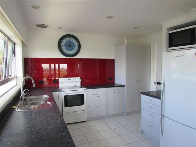 3 Seaview Terrace Mount Albert_1