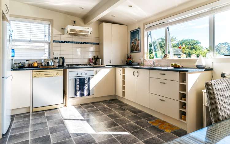 9 Shelly Beach Road Surfdale_3