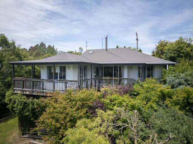 1692b Cust Road Cust_1