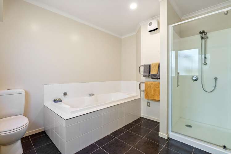 16 Eastcott Grove Churton Park_15