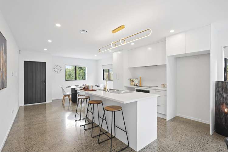 80d Woodglen Road Glen Eden_3