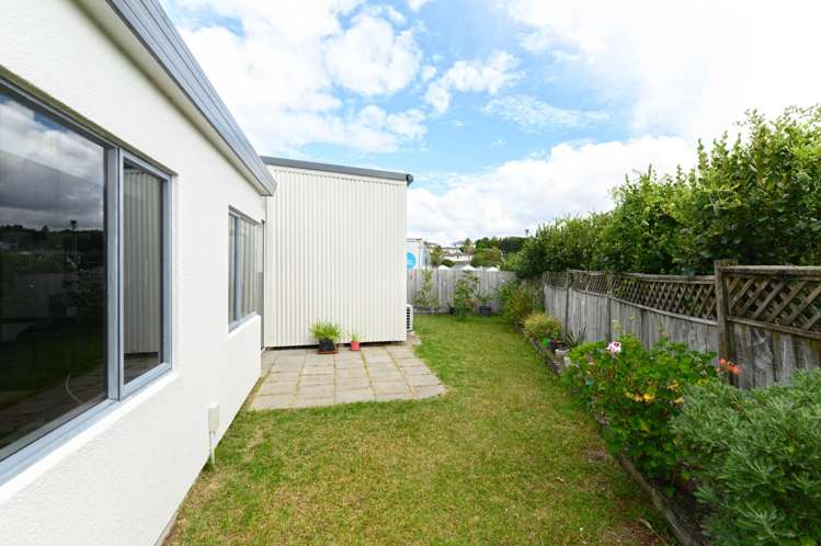 2/786 East Coast Road Oteha_18