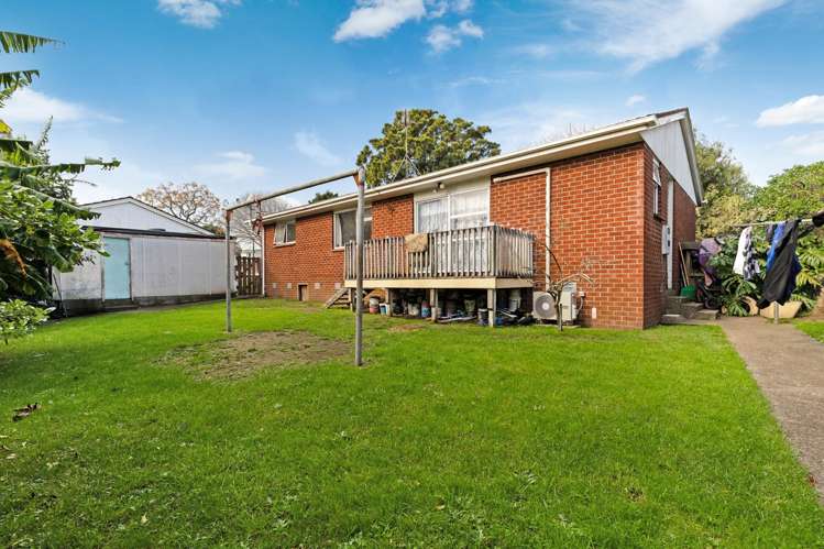 44 Gilbert Road Otara_15