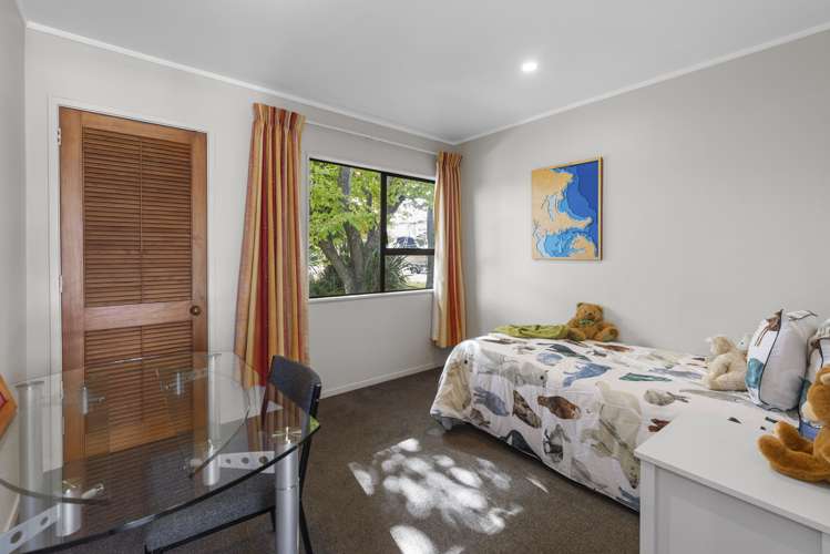 133a Vodanovich Road Te Atatu South_12