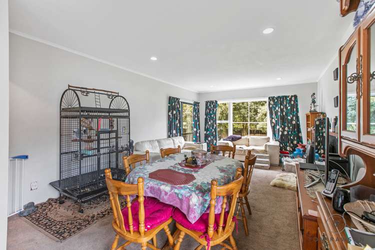 122 Mahia Road Wattle Downs_4